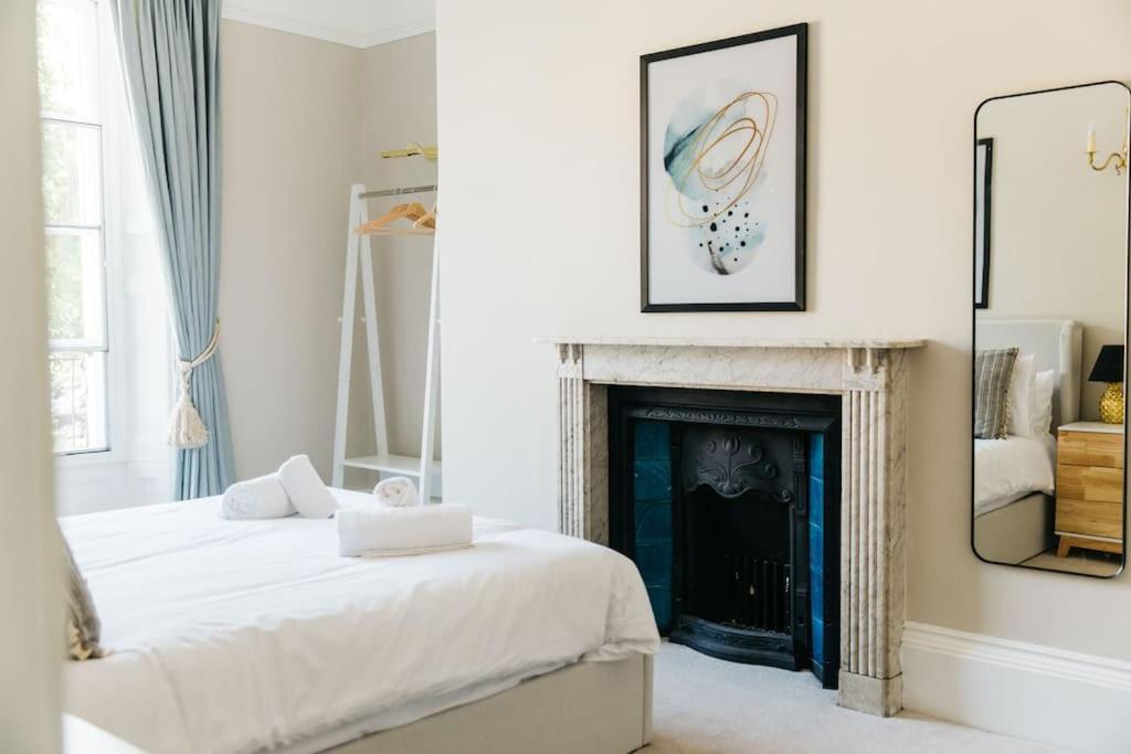 Luxury, Central, Sun-Filled 3 Bed Haven In 巴斯 外观 照片